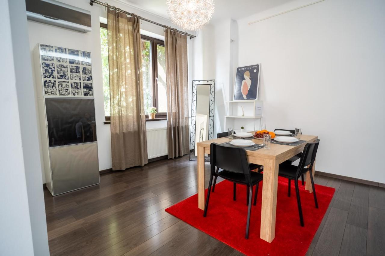 Cozy & Spacious Flat Near Victoriei Square بوخارست المظهر الخارجي الصورة