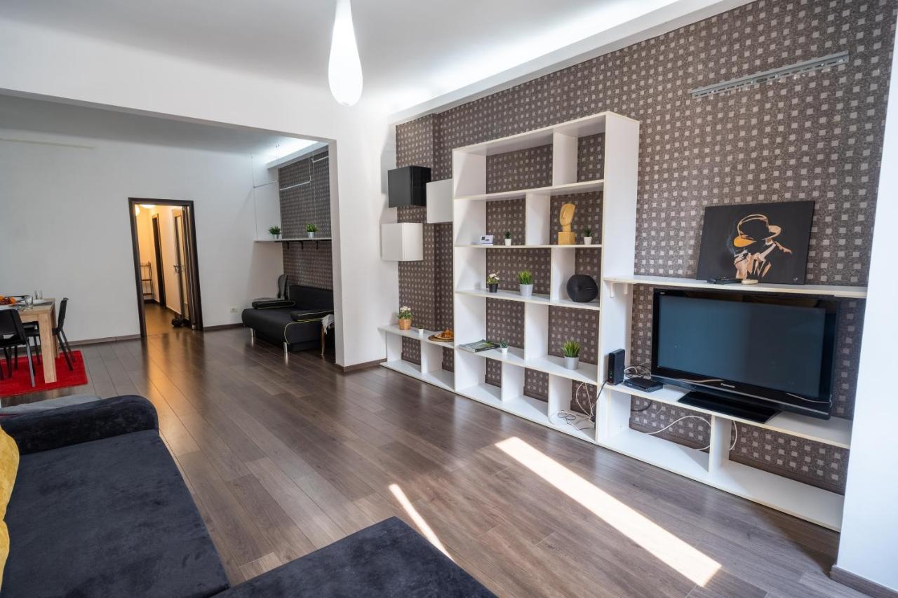 Cozy & Spacious Flat Near Victoriei Square بوخارست المظهر الخارجي الصورة