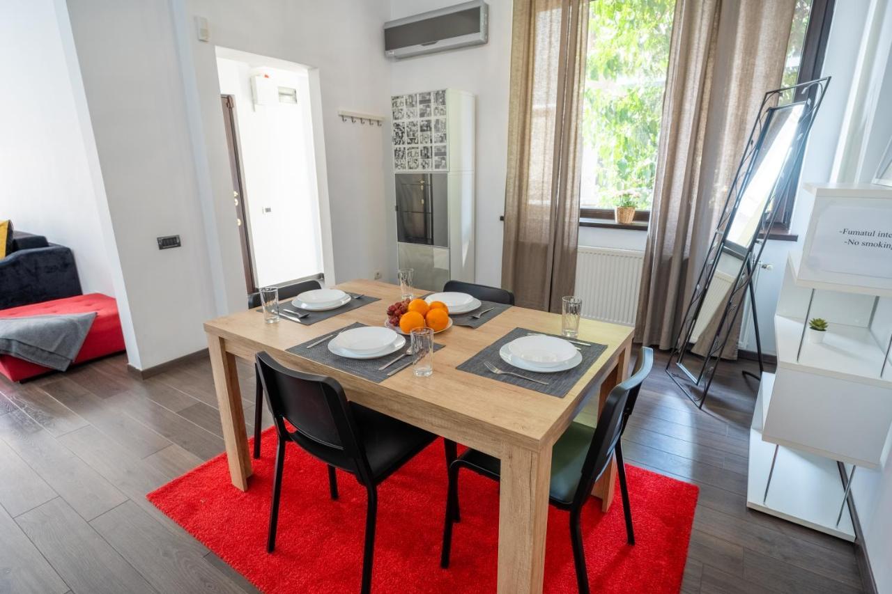 Cozy & Spacious Flat Near Victoriei Square بوخارست المظهر الخارجي الصورة